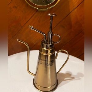 CUTE,  PLANT MISTER and WATERING CAN
Sold out at present